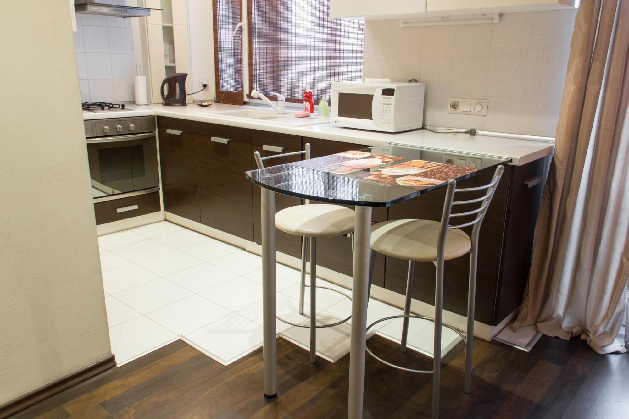 Alex Apartments Near Kreshatik St Kyiv Room photo